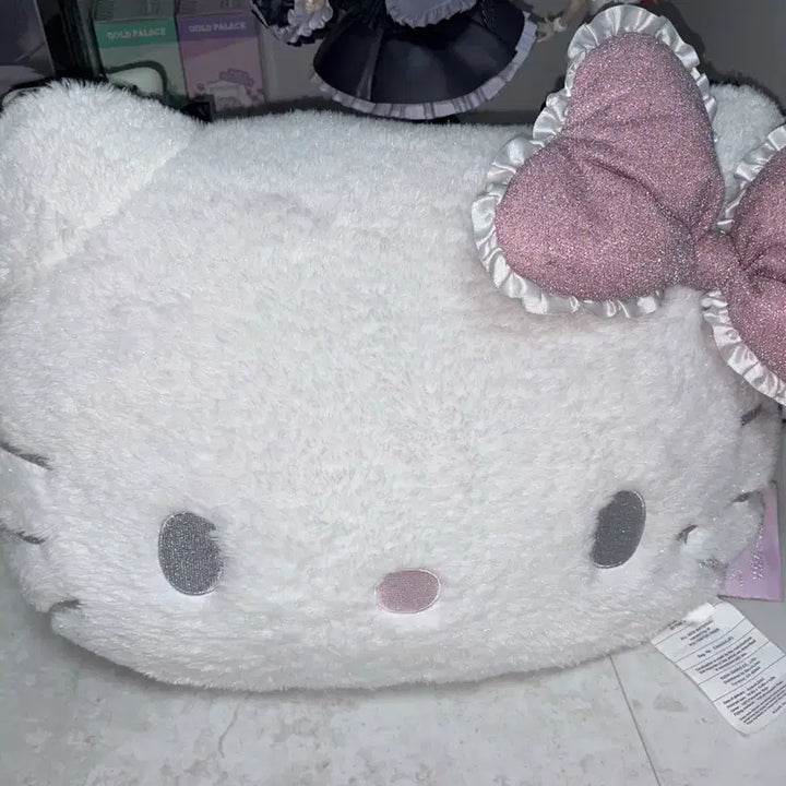 [BUNJANG] Sanrio Hello Kitty Angel/Devil Cushion / 산리오 천사악마 키티 헬로키티 쿠션 방꾸