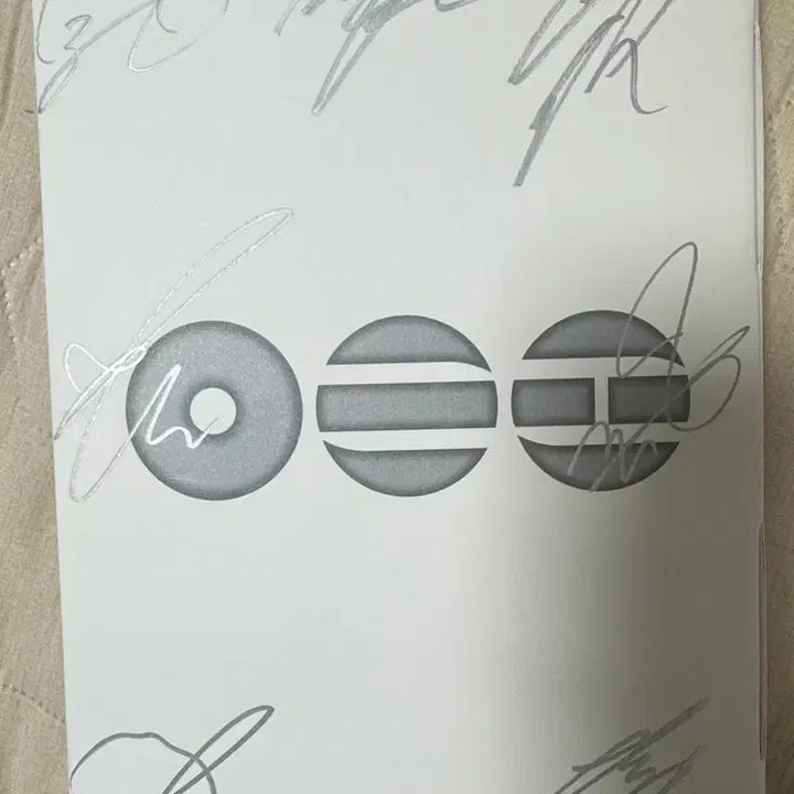 [BUNJANG] BTS Bangtan Arirang Autographed Album / 비매 BTS 방탄소년단 방탄 아리랑 친필 싸인 사인 앨범