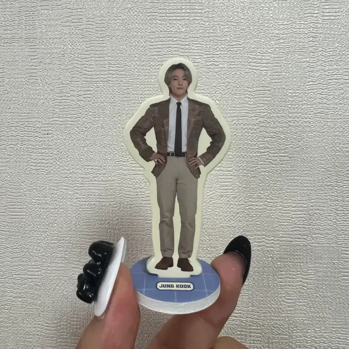[BUNJANG] BTS Festa 8th Anniversary Calendar Jungkook Mini Standing Doll / 방탄소년단 BTS 페스타 8주년 캘린더 정국 미니등신대