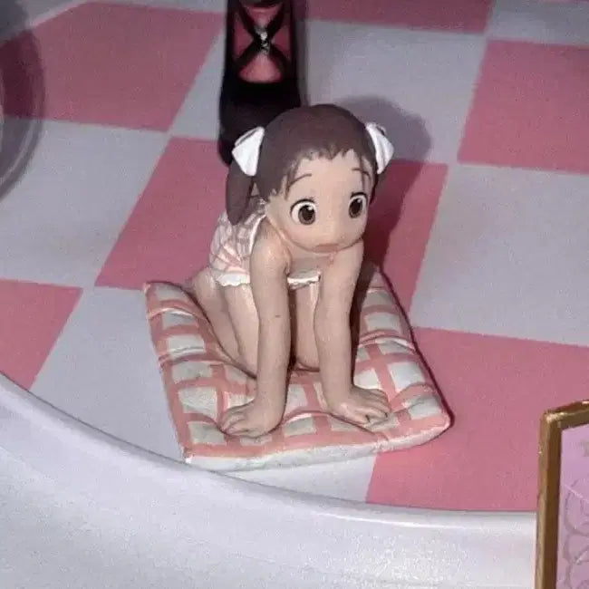 [BUNJANG] Strawberry Marshmallow Miu Figure (Accommodation Ver.) / 딸기 마시마로 피규어 미우 (숙박편)