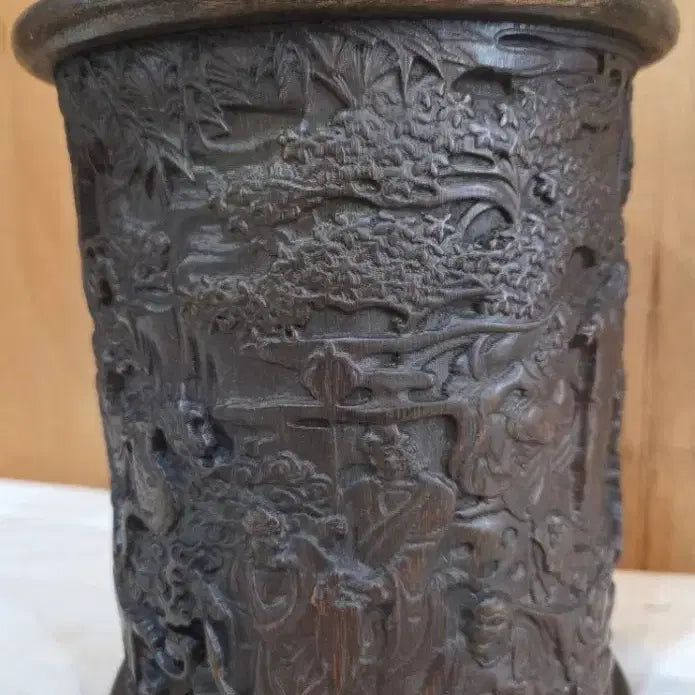 [BUNJANG] Wooden Brush Holder with Exquisite Carving / 조각이 멋진 나무 붓통