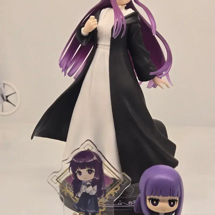 [BUNJANG] Frieren: Fern Coreful Figure (Open Box, Minor Base Damage) / 장송의 프리렌 페른 코어풀 피규어