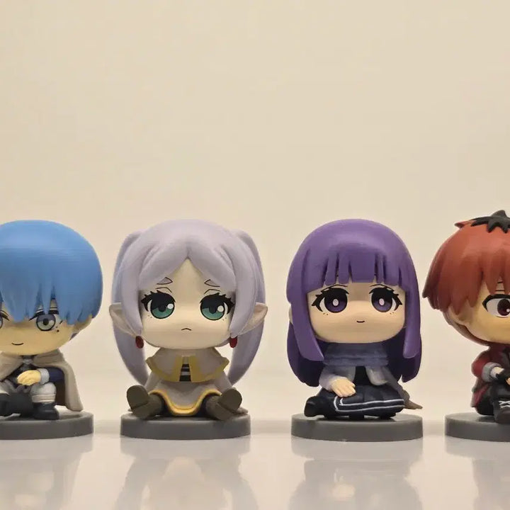 [BUNJANG] Sousou no Frieren Eaki Seated Figure Set (4 Types) / 장송의 프리렌 EAKI 앉은 피규어 4종 세트