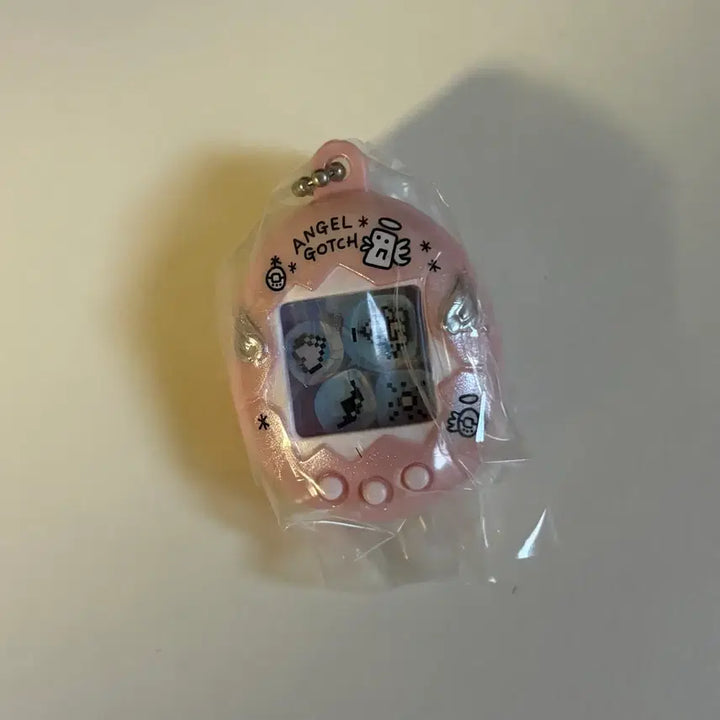 [BUNJANG] Tamagotchi Shakashaka Charm Gacha Pearl Pink Sealed / 다마고치 샤카샤카 참 가챠 펄핑크 미개봉