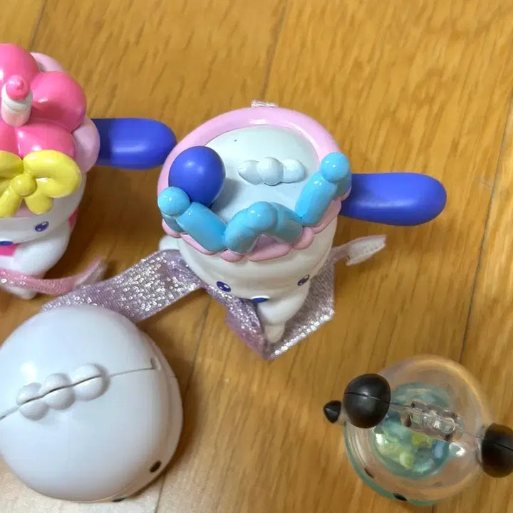 [BUNJANG] Pochacco Figure CapuChara Shaker Bundle Set / 포차코 피규어 카푸캬라 쉐이커 일괄