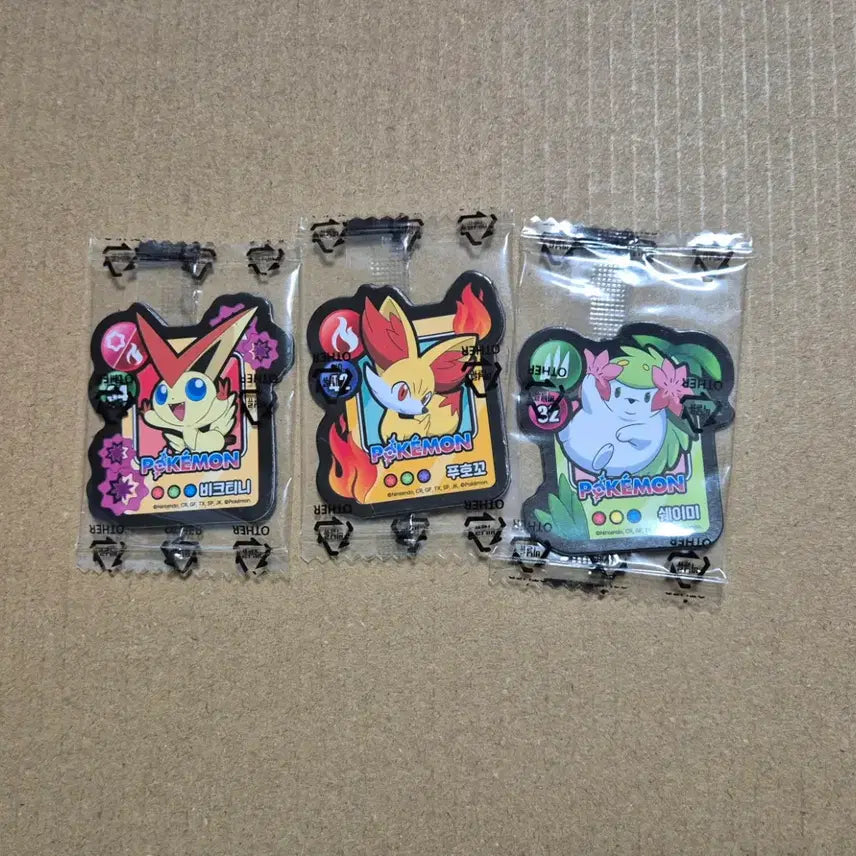 [BUNJANG] Pokemon Choco Cookie Magnets Set (Victini, Fennekin, Shaymin) / 포켓몬 마그넷 비크티니 푸호꼬 쉐이미 일괄 판매합니다