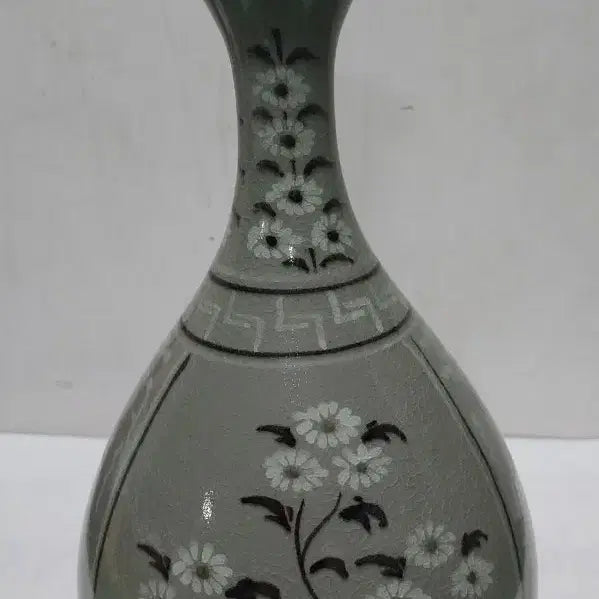 [BUNJANG] Goryeo Celadon Vase with Flower and Bird Painting / 고려청자 화조도 병