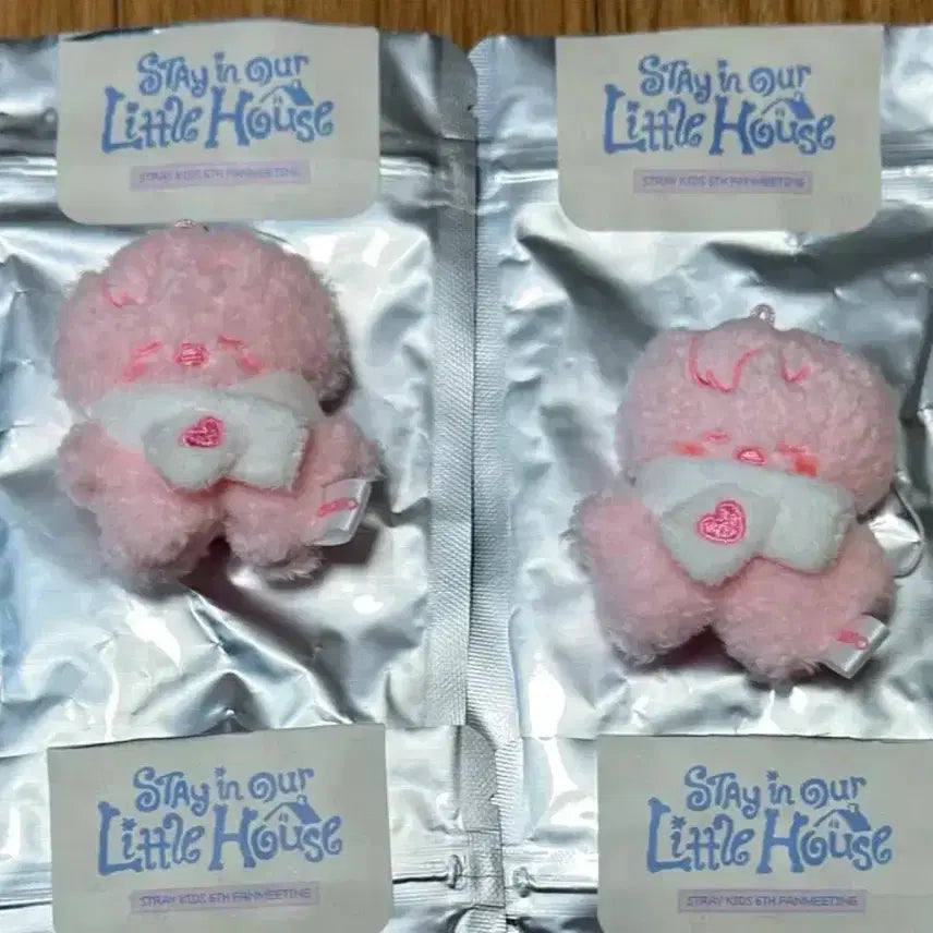 [BUNJANG] SKIZU Secret Fanmeeting Sleeping Strawberry Version Photocard / 마이크로 뽁아리 오리지널 슬리핑 딸기 버전 양도 스키주 시크릿 팬미팅