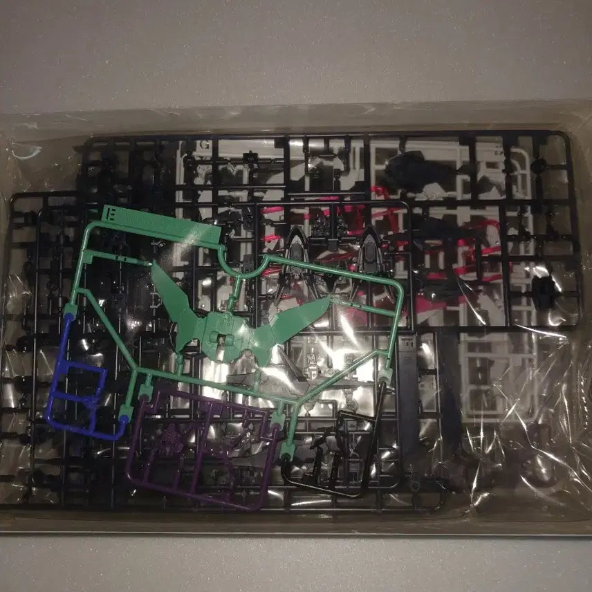 [BUNJANG] Bandai Spirits HG 1/144 Plutaine Gundam (Sealed) / hg 플루타인 건담 미개봉