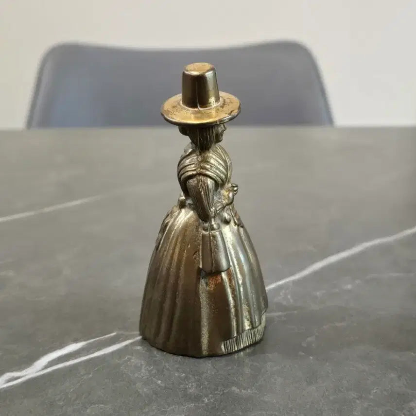 [BUNJANG] Vintage British Brass Lady Bell / 빈티지 영국 황동 레이디 벨