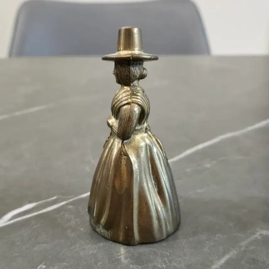 [BUNJANG] Vintage British Brass Lady Bell / 빈티지 영국 황동 레이디 벨