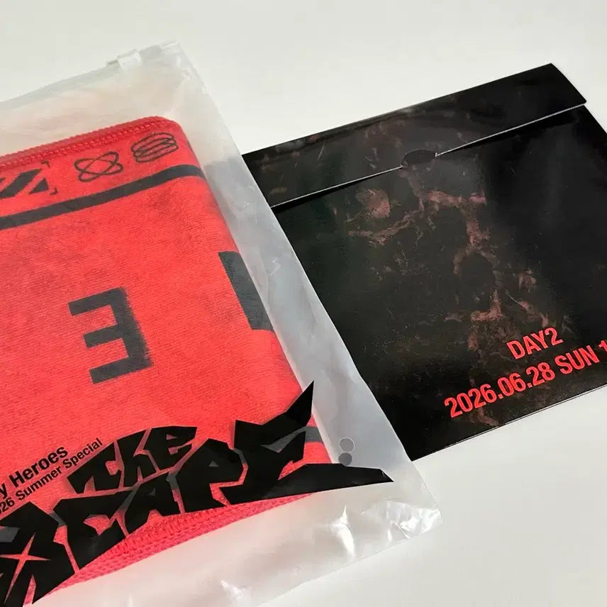 [BUNJANG] XDINARY HEROES Concert Slogan &amp; Last Day Gift Bundle Set / 엑디즈 콘서트 슬로건 &amp; 막콘 기프트