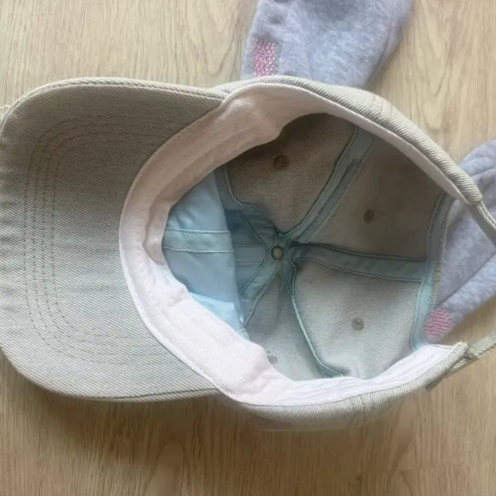 [BUNJANG] NewJeans OMG Rabbit Hat / 뉴진스 모자 OMG 토끼 모자