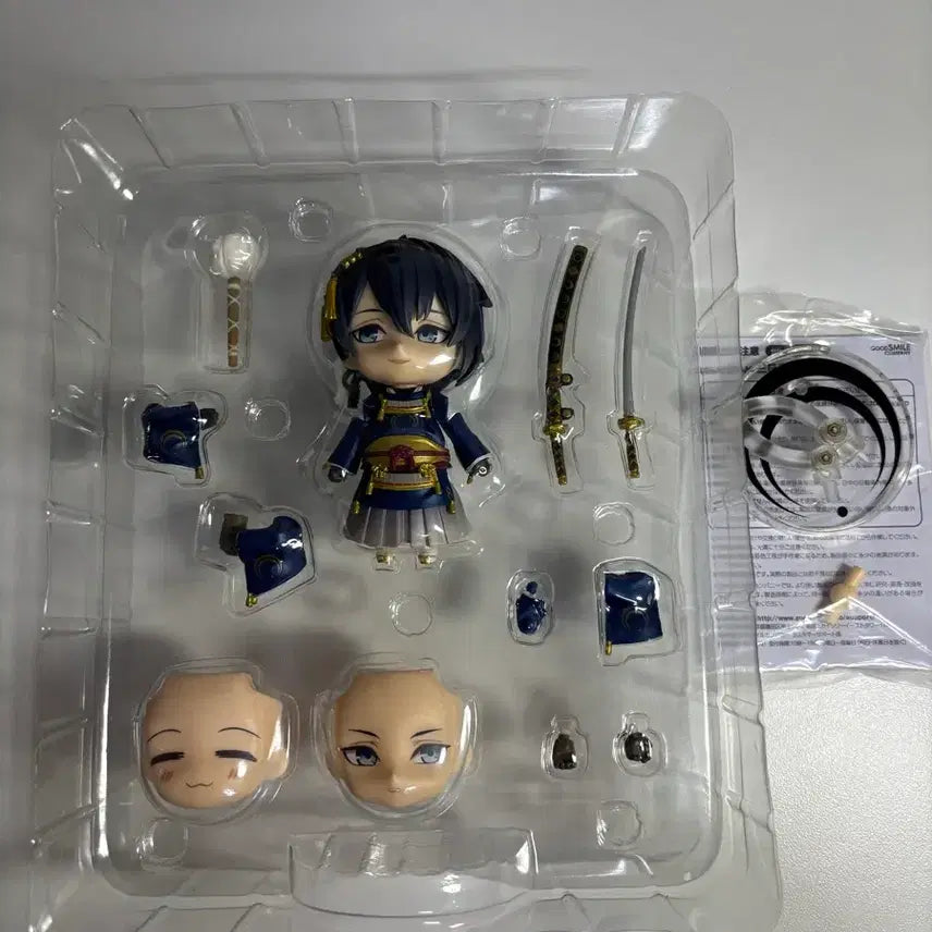 [BUNJANG] Touken Ranbu Mikazuki Munechika Nendoroid / 도검난무 미카즈키 무네치카 넨도로이드