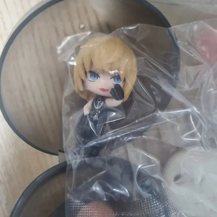 [BUNJANG] Death Note Rich Gacha Mello Figure / 데스노트 컬렉션 피규어 리치 가챠 멜로