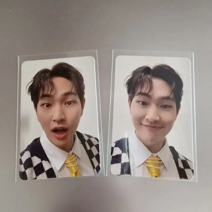 [BUNJANG] SHINee Onew SMCU 2021 Photocard Set (2 types) / 샤이니 온유 SMCU2021 포카 2종