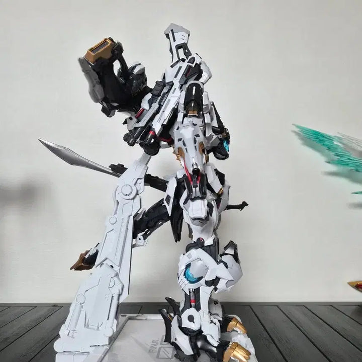 [BUNJANG] Infinite Divine Pantheon Fenrir Pre-Assembled Model Kit / 무한신성 펜리르 가조립 판매