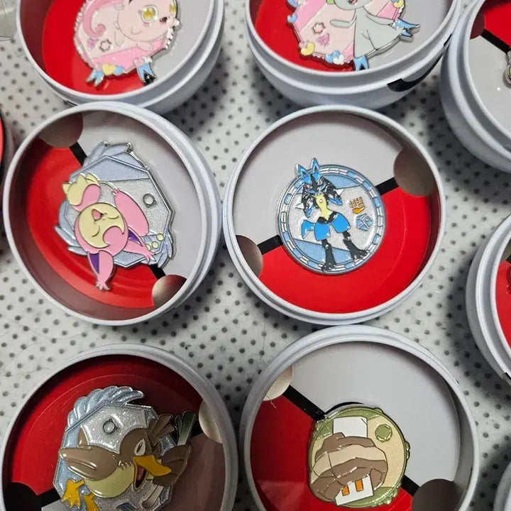 [BUNJANG] Pokemon Random Badge Set (Series 1 &amp; 2) / 포켓몬 랜덤뱃지 1탄 2탄