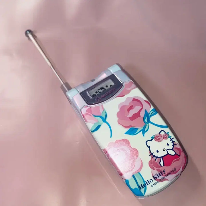 [BUNJANG] Classic Kitty Phone Japanese Mockup Phone Docomo Gyaru Phone Charm Strap Diary / 고전 키티폰 일본 모형폰 목업폰 도코모 갸루폰 키링 스트랩 다이어리