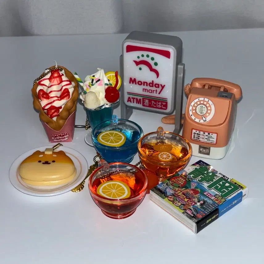 [BUNJANG] Retro Gacha Keychain Set / (일괄만) 음식, 소품, 카페, 레트로 가챠 키링 세트