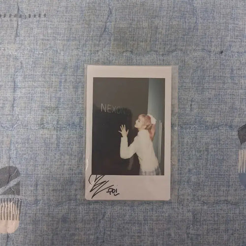 [BUNJANG] STAYC Sumin Signed Polaroid / 스테이씨 수민 친필 싸인 폴라로이드 판매합니다.
