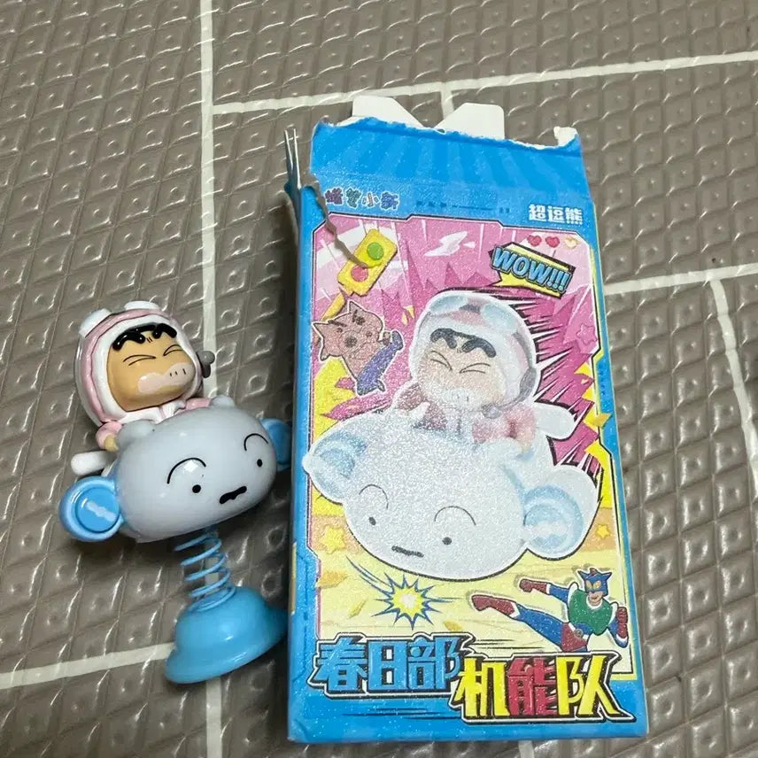 [BUNJANG] Crayon Shin-chan &amp; Shiro Spring Bobblehead Car Dashboard Ornament / 짱구 흰둥이 스프링 자동차 장식