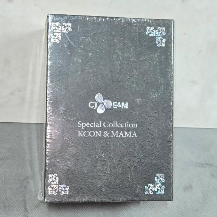 [BUNJANG] KCON 2014 LIVE DVD Sealed Box Set / KCON 2014 LIVE DVD 미개봉 박스 형태