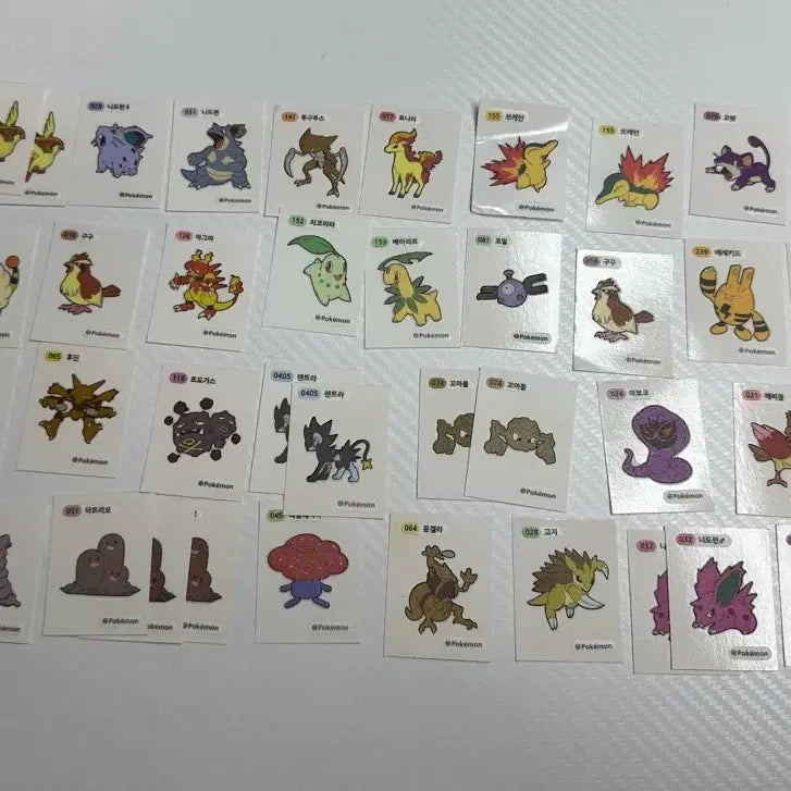 [BUNJANG] Pokemon, MapleStory, Cookie Run POG Set (141 pcs) / 포켓몬, 메이플, 쿠키런 띠부실 일괄 141개