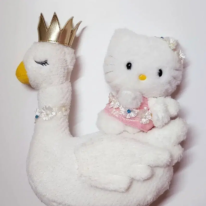 [BUNJANG] Sanrio Swan Kitty Plush Strap 1999 Vintage / 택포) 고전 빈티지 1999년 산리오 백조 스완 키티 인형 스트랩