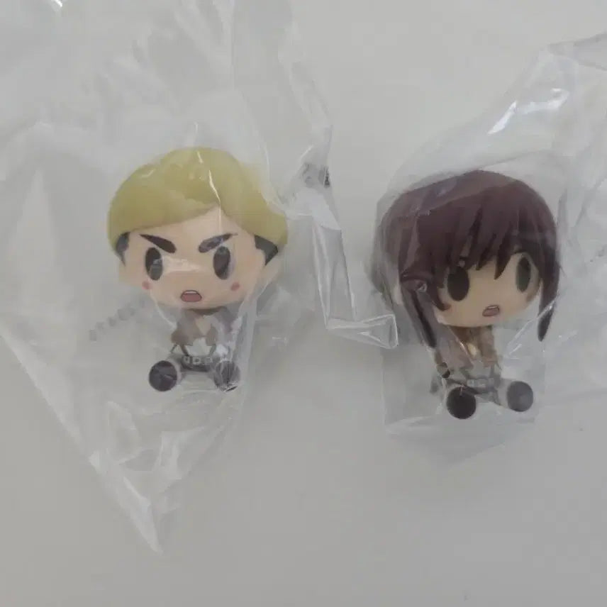 [BUNJANG] Attack on Titan Chokonoko Erwin &amp; Sasha Figures (Sealed) / [미개봉] 진격의 거인 g상 초코노코 엘빈,사샤