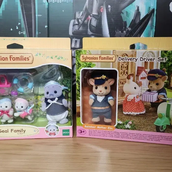 [BUNJANG] Sylvanian Families Seal Family &amp; Postman Reindeer Limited Edition Set / 실바니안 패밀리 물개 가족 우체부 딜리버리 순록 한정판 세트