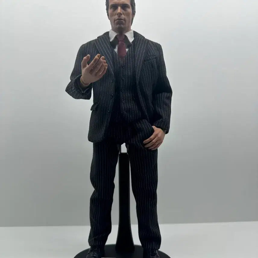 [BUNJANG] Hot Toys Batman Armory Bruce Wayne Figure / 핫토이 배트맨 아머리 브루스웨인 단품