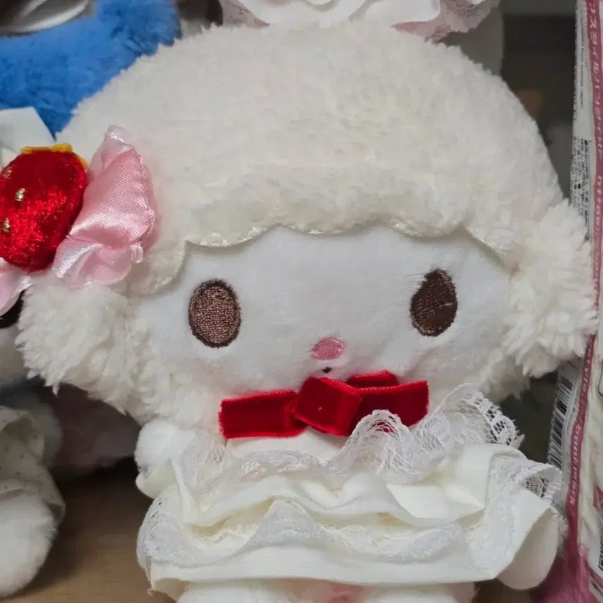 [BUNJANG] Sanrio Sweet Cake Piano Basket Mascot Charm / 산리오 스위트케이크 피아노 장바구니 마스코트 판미니