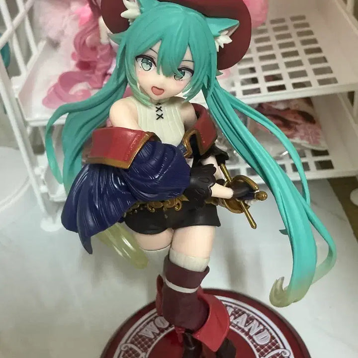 [BUNJANG] Hatsune Miku Puss in Boots Figure / 하츠네 미쿠 장화신은 고양이 피규어
