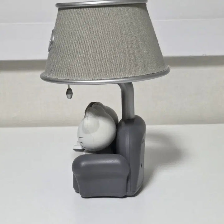 [BUNJANG] Vintage Sanrio Monochrome Hello Kitty Standing Lamp / 고전 산리오  흑백 모노크롬 키티 스탠드 조명