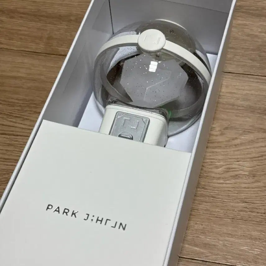 [BUNJANG] Park Ji Hoon Lightstick / 박지훈 응원봉 뽑봉 판매