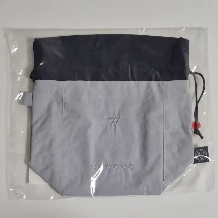 [BUNJANG] T1 T1 Amhaengcheonmun Doofeepeke Pouch + Photocard / T1 티원 암행천문 팝업 도오페페케 파우치 + 포카 판매