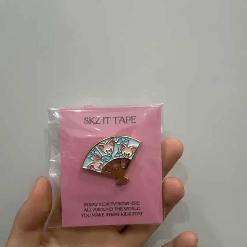[BUNJANG] Stray Kids DOOIT Badge Foxiny I.N Sealed / 미개봉 원가양도 스키즈 스키주 두잇 뱃지 폭시니 아이엔