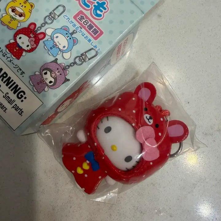 [BUNJANG] Sanrio Chibi-Tomo Rainbow Raincoat Kitty / 산리오 치비토모 우비 키티 새상품