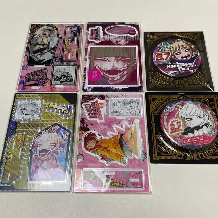 [BUNJANG] My Hero Academia Himiko Toga Birthday Diorama &amp; Can Badge Bundle Set / 토가 히미코 생일 디오라마 캔뱃지 일괄 히로아카