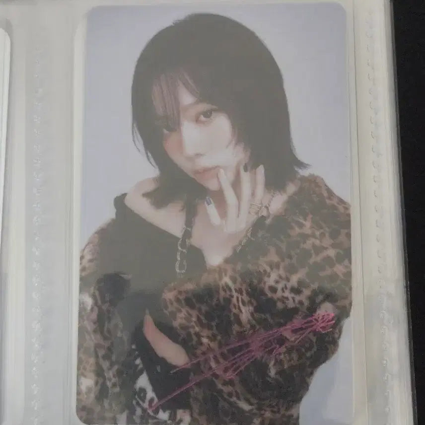 [BUNJANG] Aespa Winter Japan Concert Trading Card (Printed Signature) / 에스파 일본 콘서트 트레카 윈터 인쇄 싸인 포토카드