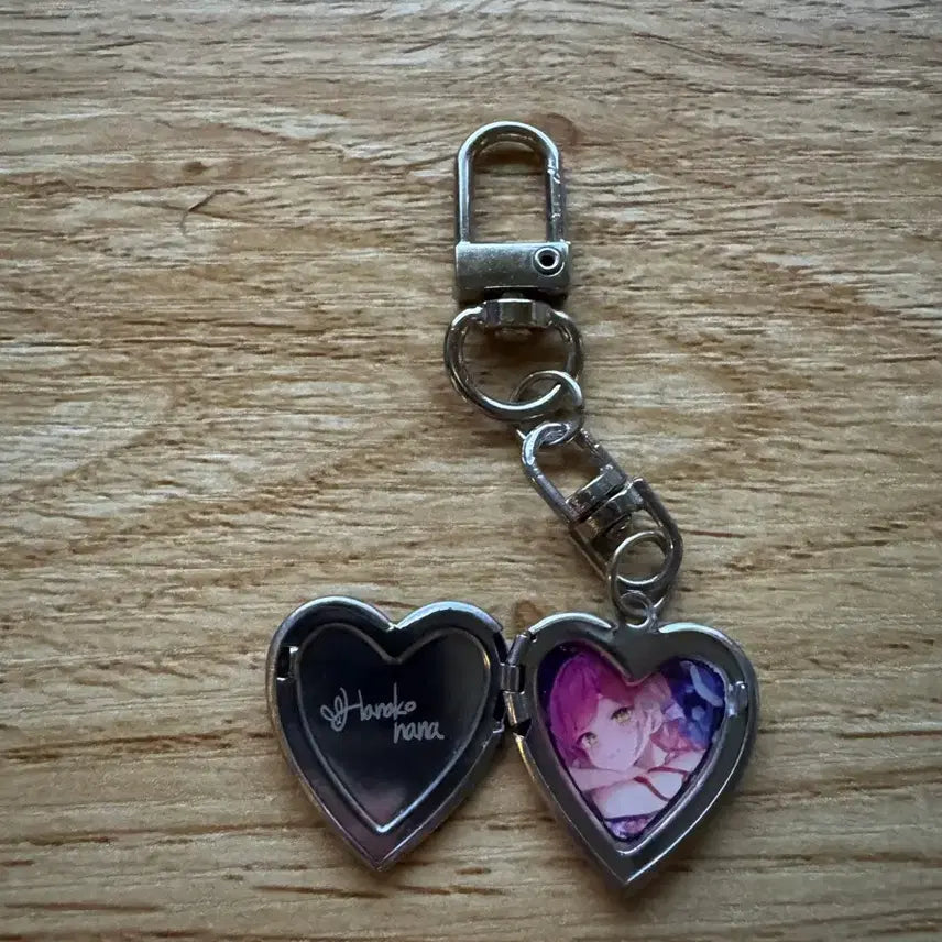 [BUNJANG] Stellive Hanako Nana 2025 Birthday Rocket Keyring / 스텔라이브 하나코 나나 2025 생일 로켓키링