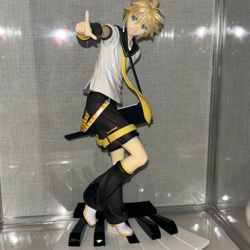 [BUNJANG] Kagamine Len Tony Ver. Figure / 카가미네 렌 Tony 피규어