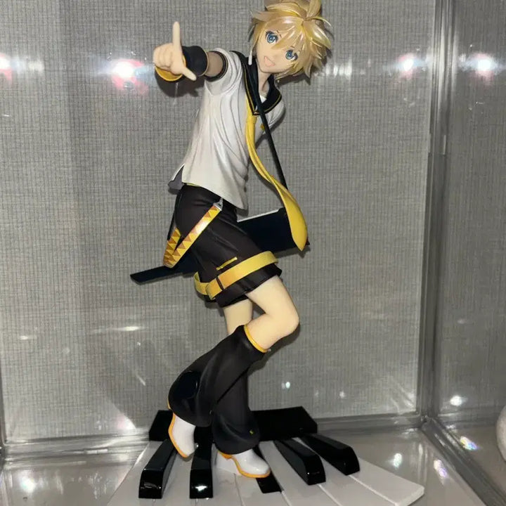 [BUNJANG] Kagamine Len Tony Ver. Figure / 카가미네 렌 Tony 피규어
