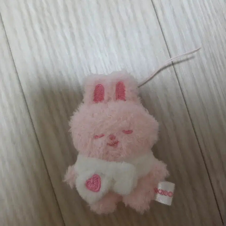 [BUNJANG] Stray Kids Skzoo Secret Plush Strawberry Ver. / 스트레이키즈 스키주 시크릿 플러시 마이크로 리빗 딸기 ver.