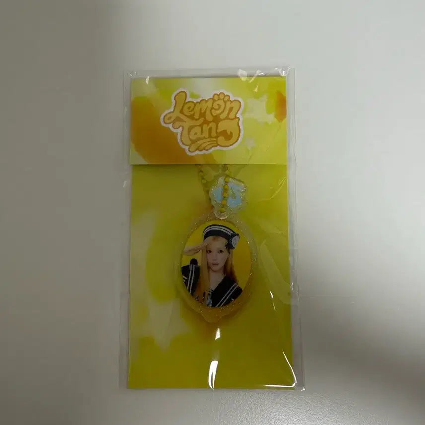 [BUNJANG] Hatsuharu Yuhar Lemon Tang Acrylic Keyring / 하츠투하츠 하투하 유하 레몬탱 팝업 md 아크릴키링