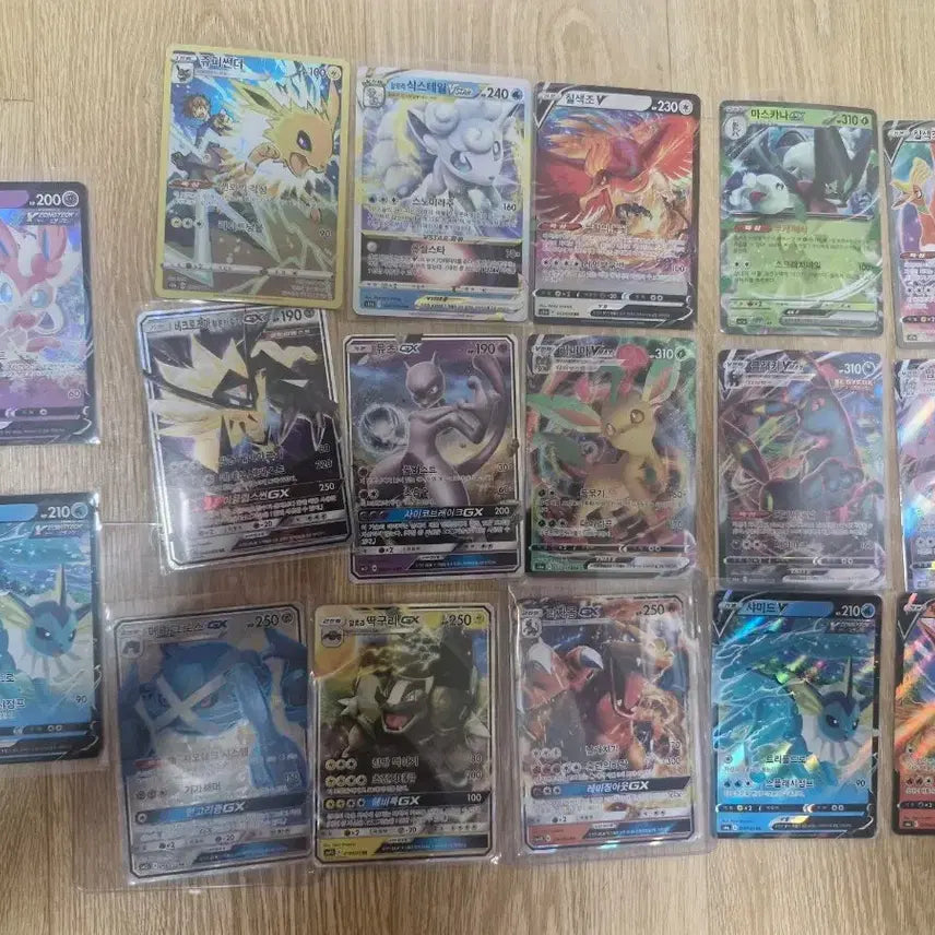 [BUNJANG] Pokemon Card Assortment (Mewtwo, Lugia, Vaporeon, etc.) / 포켓몬 카드 다수 (뮤츠, 칠색조, 샤미드 외)