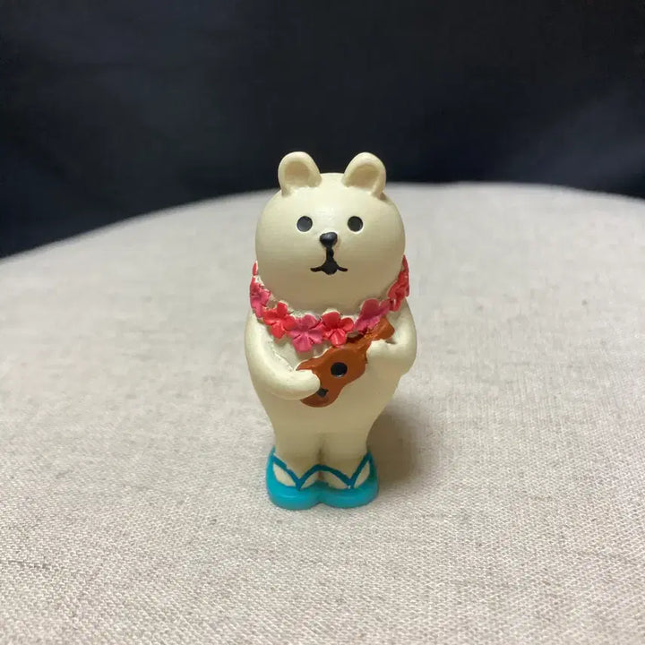 [BUNJANG] Decole Polar Bear Ukulele + Parting Cat Ukulele / 데꼴 백곰 우쿨렐레 + 가르마고양이 우쿨렐레