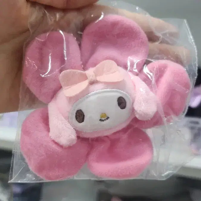 [BUNJANG] My Melody Sanrio Mini Flower Mascot / 마이멜로디 산리오 미니 플라워 마스코트