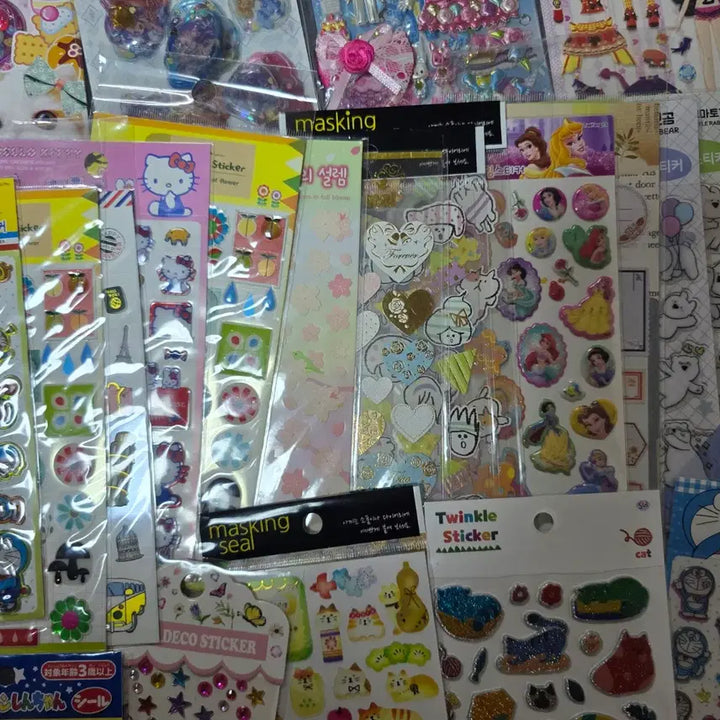[BUNJANG] Vintage Sticker Album Collection: Aikatsu!, Precure, Pripara / 고전 스티커앨범 아이엠스타 프리큐어 프리파라  스티커 모음 일괄 문구